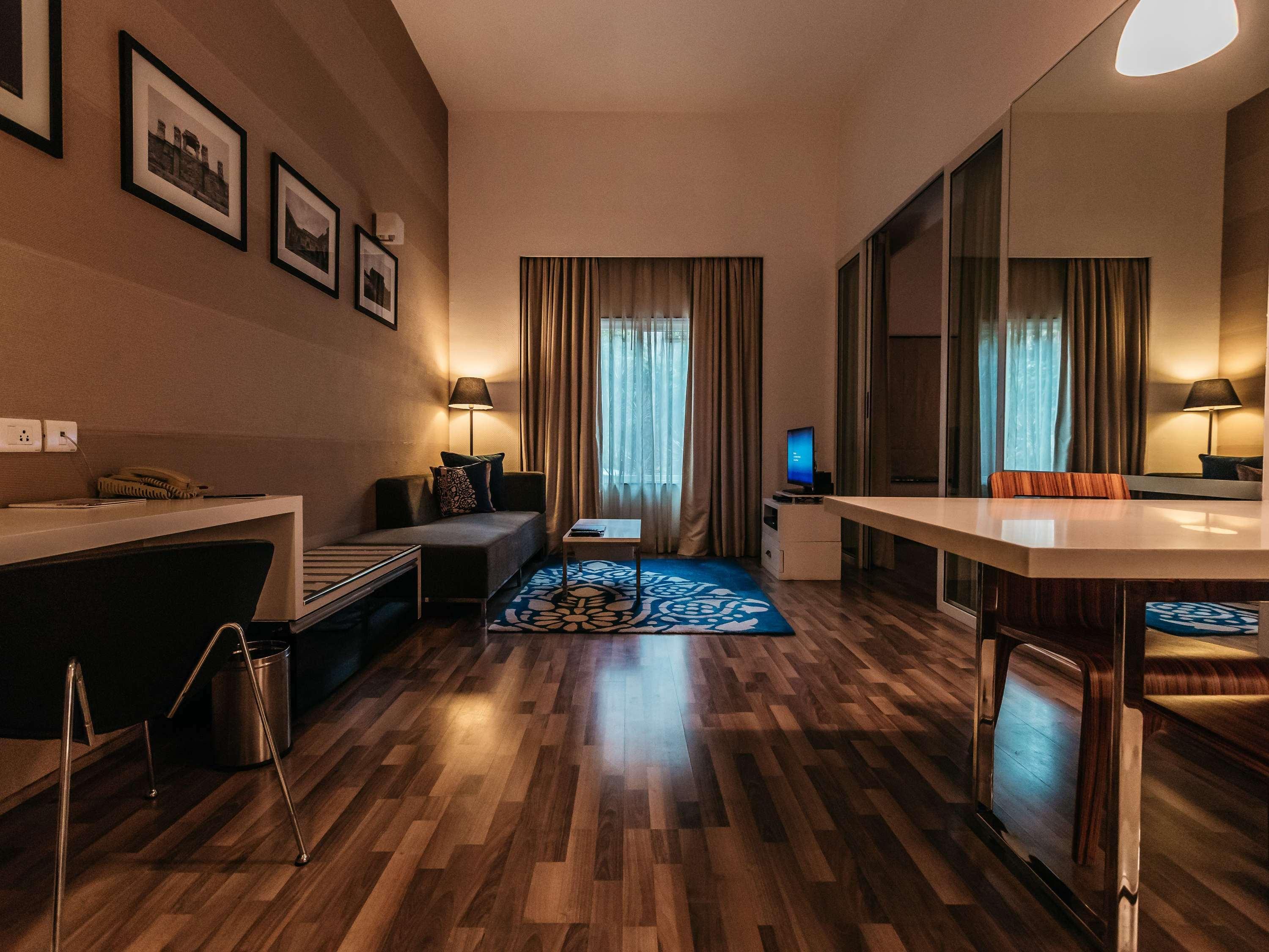 Grand Mercure Bangalore - An Accor Brand Ngoại thất bức ảnh