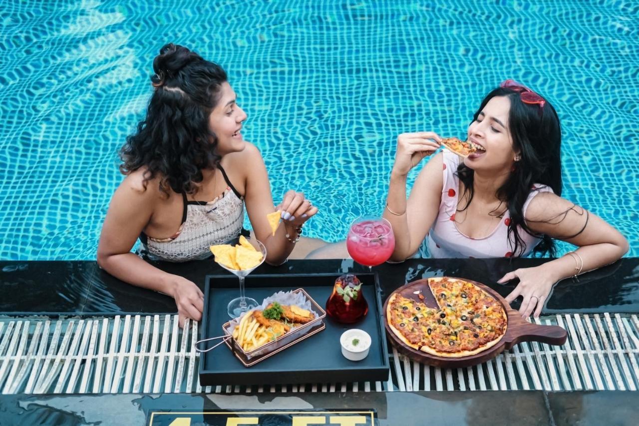 Grand Mercure Bangalore - An Accor Brand Ngoại thất bức ảnh