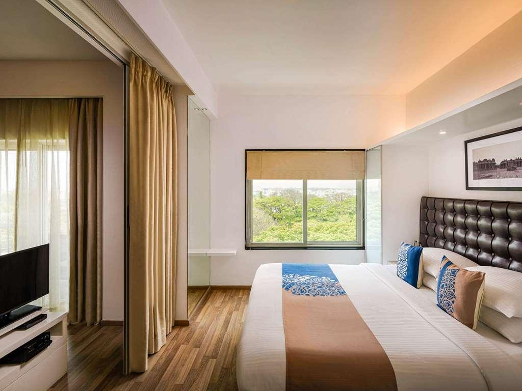 Grand Mercure Bangalore - An Accor Brand Phòng bức ảnh